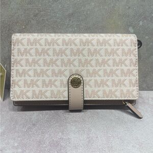 Michael Kors Tech Phone Wallet/Wristlet Pink Jaquard Fabric Soft Pink